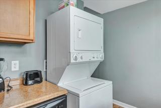 Historic First Floor Tower Grove Unit STL 1E - 1