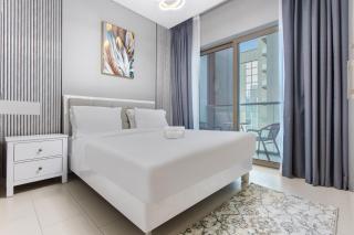 STAY BY LATINEM Luxury 1BR Holiday Home CVR A2003 near Burj Khalifa - Dubai - 2