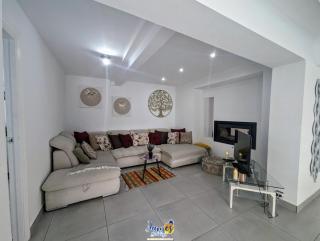 Welcoming 3 Bedroom Villa with Private Pool LB10 - Torrevieja - 8