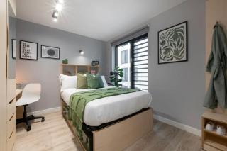 Alma Place - Under New Management - 4
