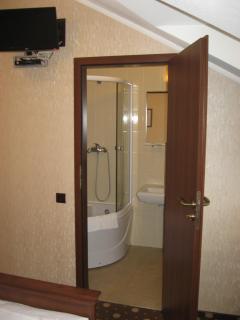 Shato Paradis Hotel - Irpin' - 6