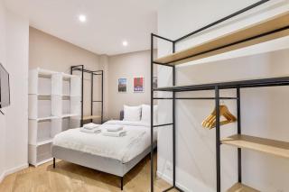 Charme Parisien 6 Personnes, 2 chambres, 19ème - París - 2