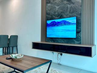 Suite BigStudio @Meritus Residensi - 6