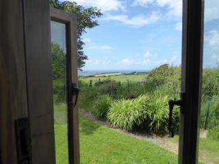 Lower Tresmorn Farmhouse - 2