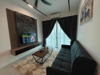 Suite BigStudio @Meritus Residensi - 9