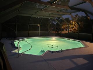 Hidden Jewel WITH A POOL - Navarre - 7