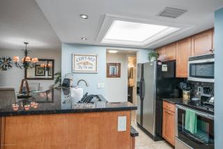 Midnight Cove II Bldg 6 2nd Floor Near Pool - 5