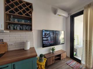 Condo "Meliora", Sea and Mountain View - Vlorë - 3