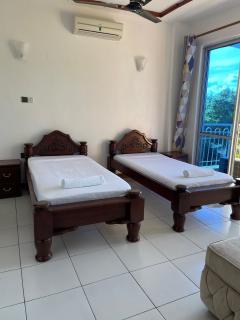 Beach front 2 bedroom apartment - Mombasa - 2