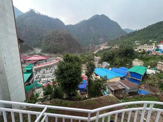 hotel holy spirit, sitapur - - 7