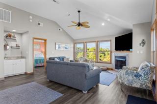 7150 - Fintastic Waves by Resort Realty - Waves - 5