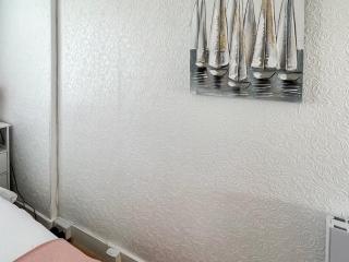 Angies Beachside House - Brightlingsea - 2