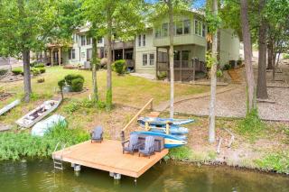 Lakeside Nest Dock on Lake Rayburn Sleeps 10 - Bella Vista - 5
