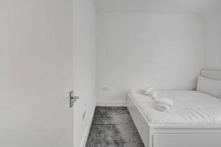 2 Bed House Sleeps 5 the heart of liverpool - Liverpool - 2