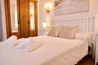 NUEVA 33 Apartamentos en el centro de Nerja - 2