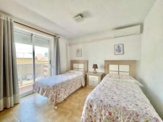Old Town Coza Apartment Benidorm - Benidorm - 1