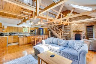 Historic Clark Cabin with Deck and Fishing Pond Access - Clark - 6