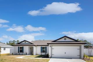Palm Coast Coquina Escape with Fire Pit Near Beach - 3