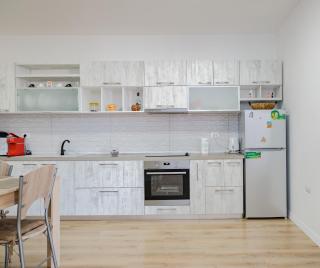 Modern Oasis Near Park & Stadium - Tirana - 5