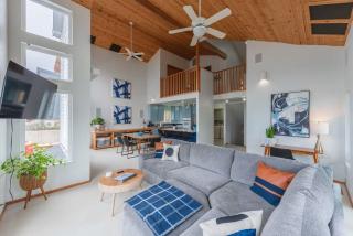 #StayinMyDistrict Ocean Overlook - 1