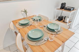 Zentrale Lage, zwei Schlafzimmer, Waschmaschine - Pforzheim - 2