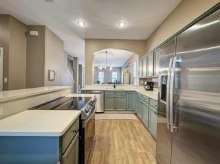 Lite House II at Martinique by ALBVR - Pet Friendly Beach Home, Outdoor & Indoor Pool, Sauna, Hot Tub, Fitness Room, Tennis Courts, Golf Cart, and Just Steps to the Beach - Gulf Highlands - 5