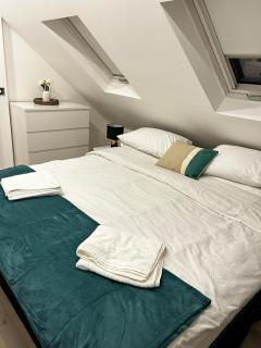 Modern loft 2 bedroom flat near Heathrow and Piccadilly Line - Harrow on the Hill - 8