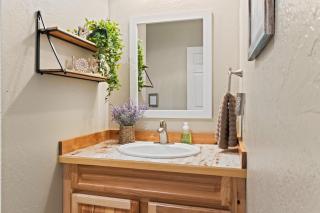 Hideaway Suite in Sagle - Sagle - 5