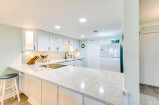 Emerald Dreams Beachfront Condo Near PCB - Panama City Beach - 3