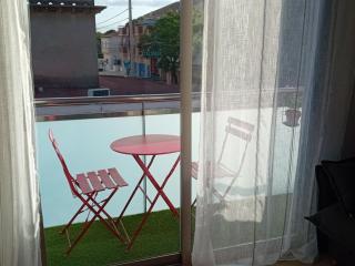 El estudio de las mariposas,sofa cama , cocina y baño - La Cañada - 9