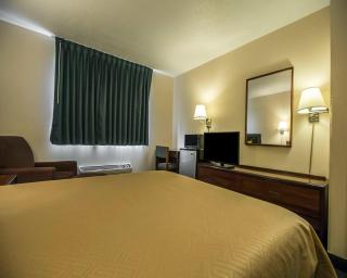 Econo Lodge - Princeton - 3