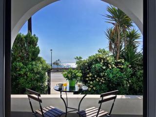 Sea Front Apartment - Zakynthos Town - 9