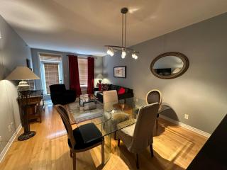 ApartHotelMontreal by Les Terrasses Saint Urbain 2225I2 - 0