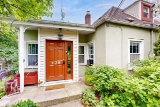 Balsam House - 9