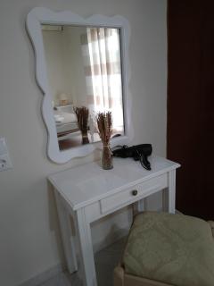 Vicky's Guesthouse - 1