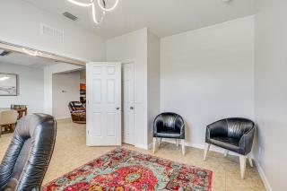 6 Mi to Beach: Cape Coral Home w/ Screened Lanai - 1