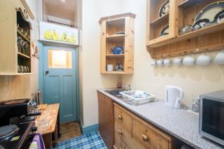 Spring View Apartment - 1