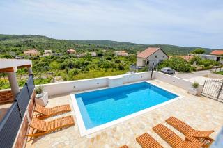 Villa Grgo - Rogoznica - 0