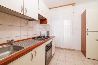 Apartments and Room Petar - Banjol - 3