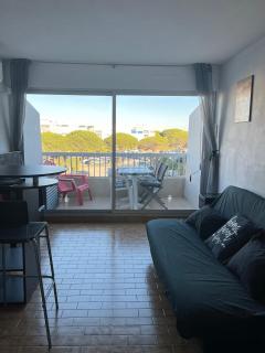 Studio Port Camargue,plage à 200m avec clim,parking,linges de lit inclus - 9