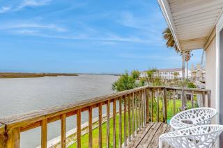 Blue Crab Bungalow - 9