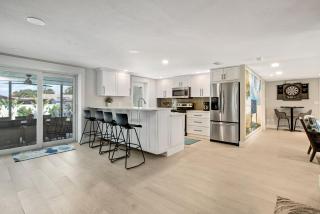 Sarasota Resort-Like Living Near Siesta Key For 10 - 7