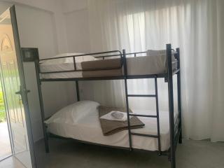 Qeparo View Rooms - 2