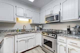Turquoise Oasis - Carolina Beach - 4