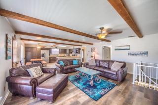 Hondo's River Haus RR 1300 - 2