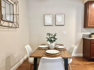 Modern 2BR Reno Retreat · Patio Season & Views - 4