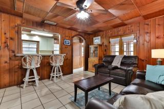 2-2 Beachside Home With Private Pool - New Smyrna Beach - 1