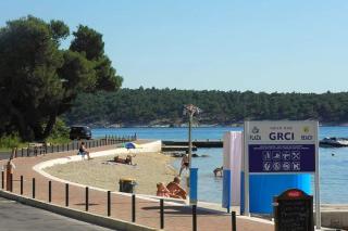 Apartments with parking space Barbat, Rab - 23180 - 9