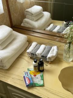 Cute studio in the HEART of WeHo - Los Angeles - 7
