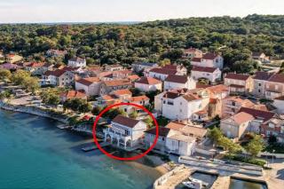 Seaside holiday house Veli Rat, Dugi otok - 22718 - Sali - 0